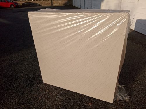 Kingspan polyurethane foam insulation 1200mm x 1200mm x 50mm